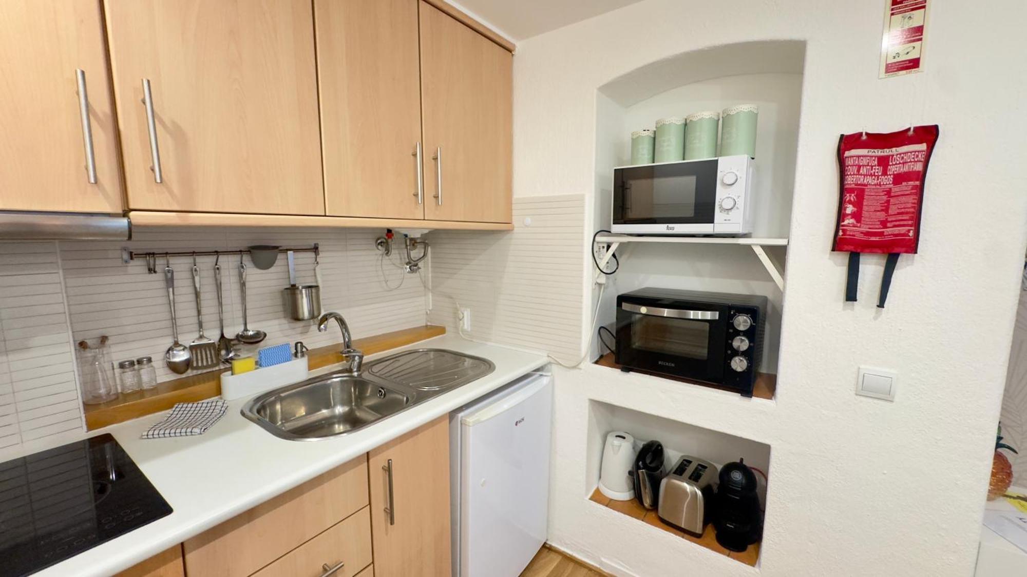 Cozy And Stylish Studio Apt Just 800M From The Beach - New On Booking! Albufeira Buitenkant foto